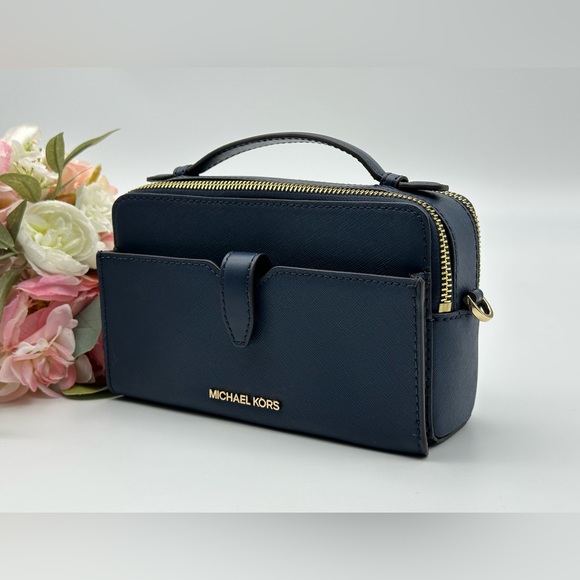 Michael Kors Navy Jet Set Medium Double Zip Phone Crossbody  Bag - Picture 4 of 15